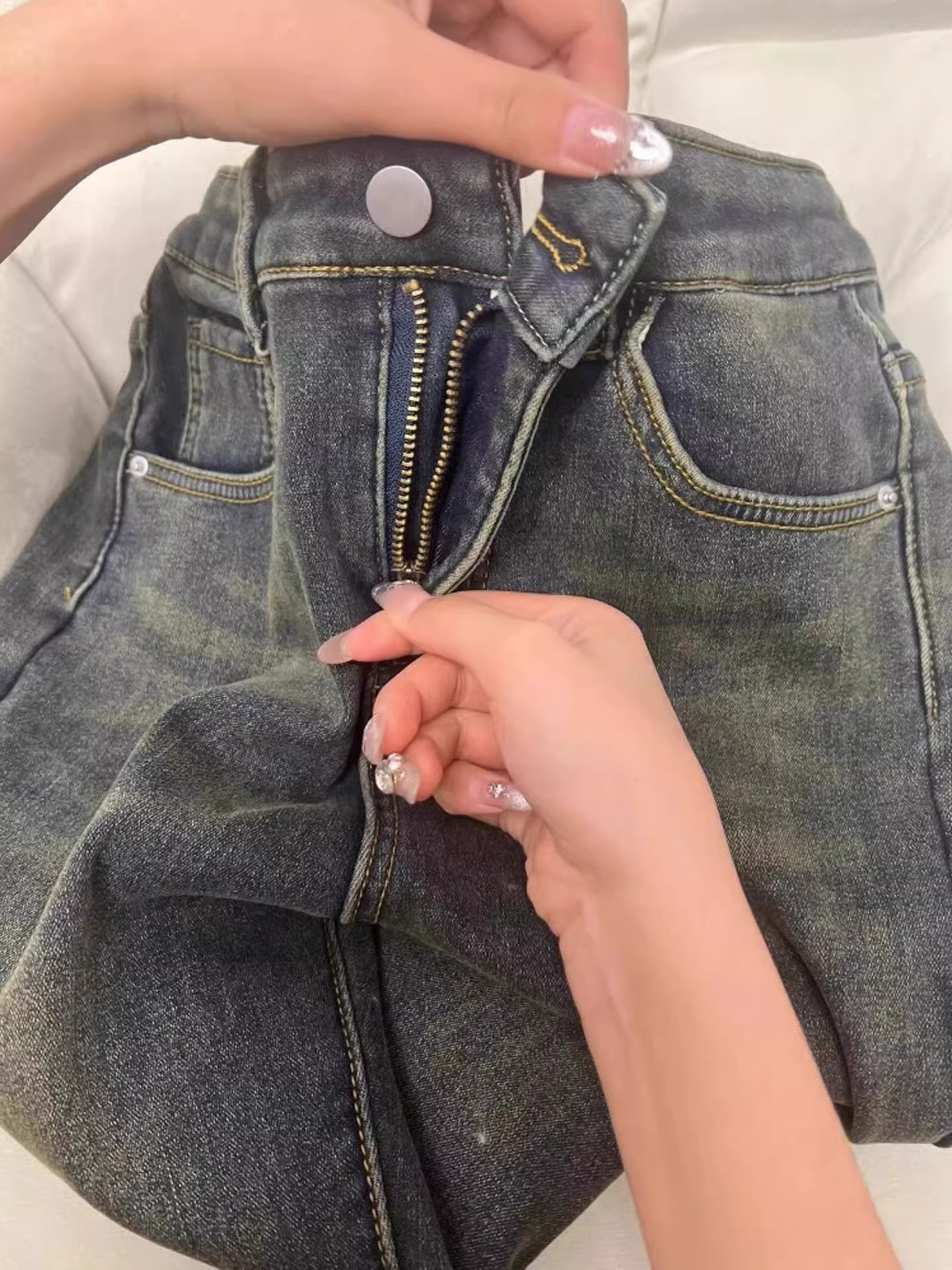 Quần jean ống loe dày lót lông cừu màu xanh cổ điển dành cho nữ, mùa thu đông, cỡ lớn, lưng cao, co giãn, thon gọn, ống chuông, quần dài đến sàn.