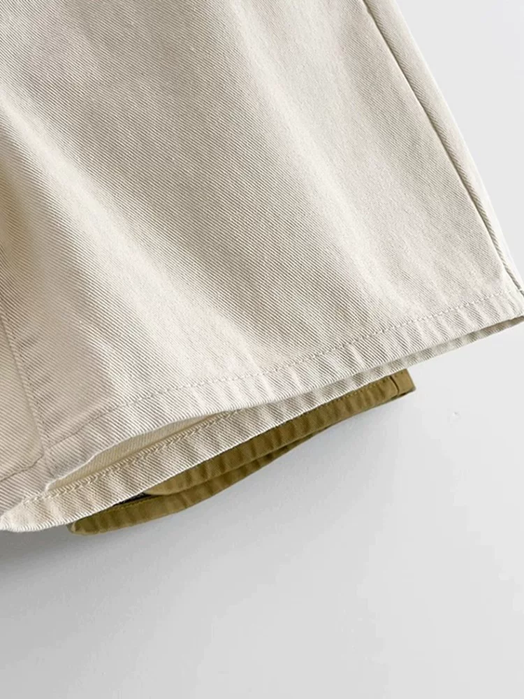 Thân hình quả lê, quần short denim màu trắng nhạt dành cho nữ, mùa hè, cỡ lớn, lưng cao, dáng rộng, dáng thon gọn, quần ống rộng, quần short dài vừa phải.