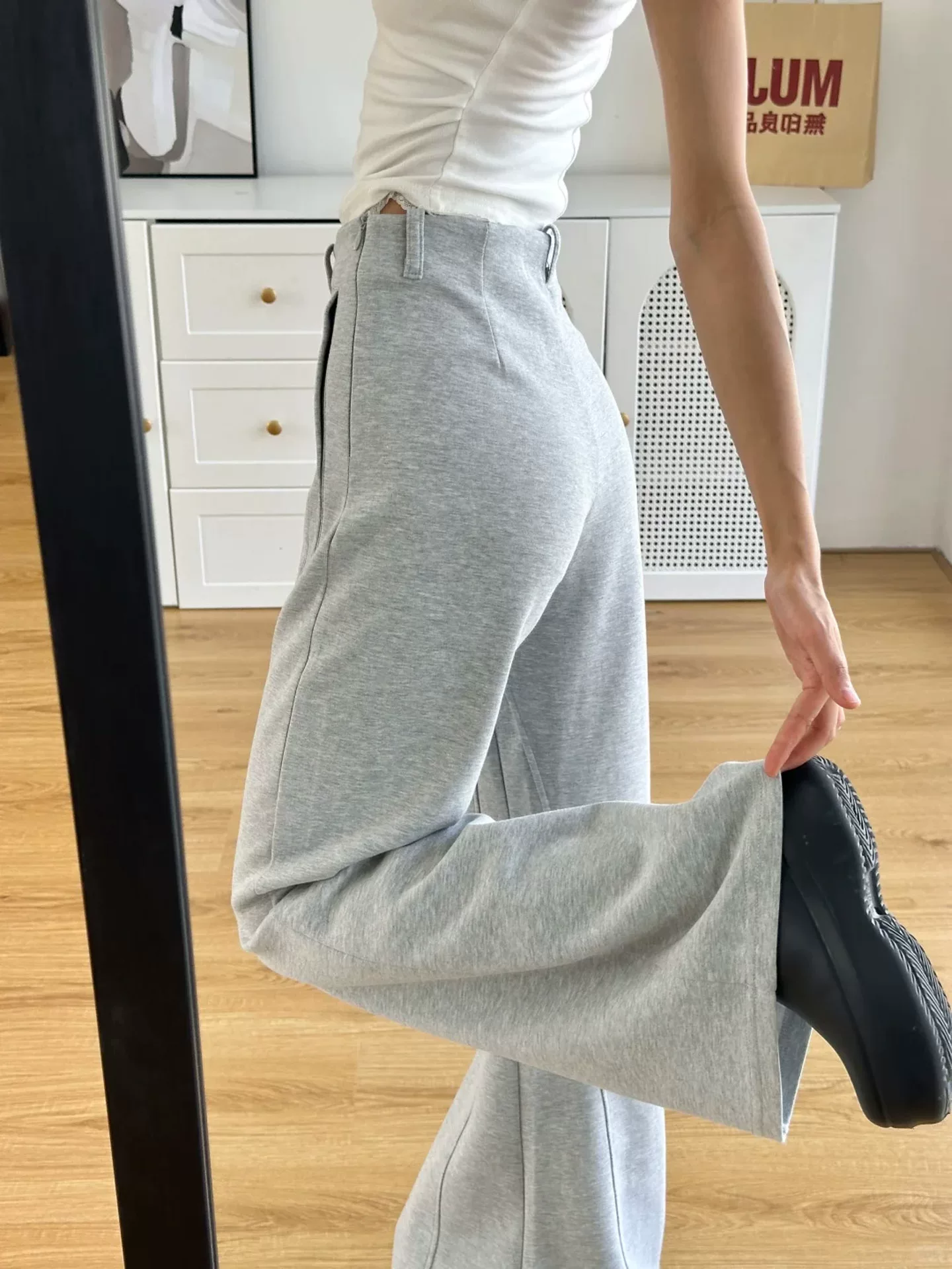 Quần ống loe màu xám lười biếng dành cho nữ, mùa thu đông, cỡ lớn, lưng cao, giảm béo, dáng suôn, dáng quả lê, quần thể thao ống rộng