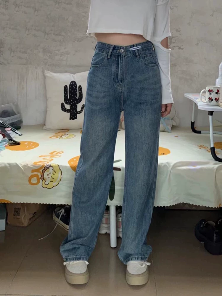 Quần jean ống thẳng dáng quả lê dành cho nữ, kiểu dáng thu sớm cỡ lớn, cạp cao, dáng rộng, che hông, quần ống rộng giúp thon gọn.