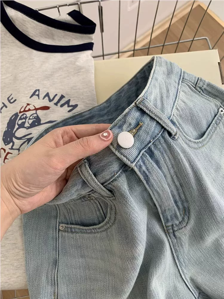 Quần short denim màu sáng dành cho nữ, cỡ lớn mùa hè, kiểu dáng rộng rãi lưng cao hợp thời trang, che hông, quần ống rộng chữ A tôn dáng.