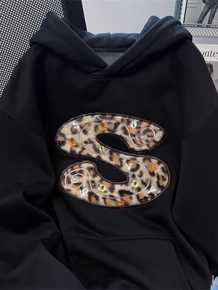 Áo nỉ có mũ trùm đầu, lót lông cừu, trọng lượng nặng, dành cho nữ, thích hợp cho đầu mùa thu và mùa đông, phong cách đường phố Mỹ, họa tiết da báo, áo thêu họa tiết lông cừu.