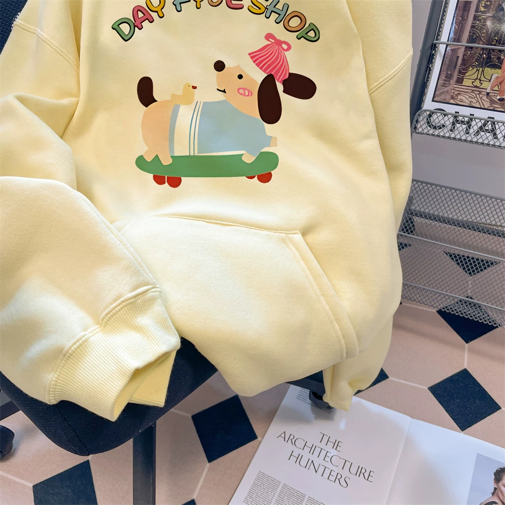 Áo hoodie hình chú chó con màu vàng dễ thương dành cho nữ, phong cách thu đông, sành điệu và trẻ trung, cỡ nhỏ, áo lót lông cừu và dày dặn.