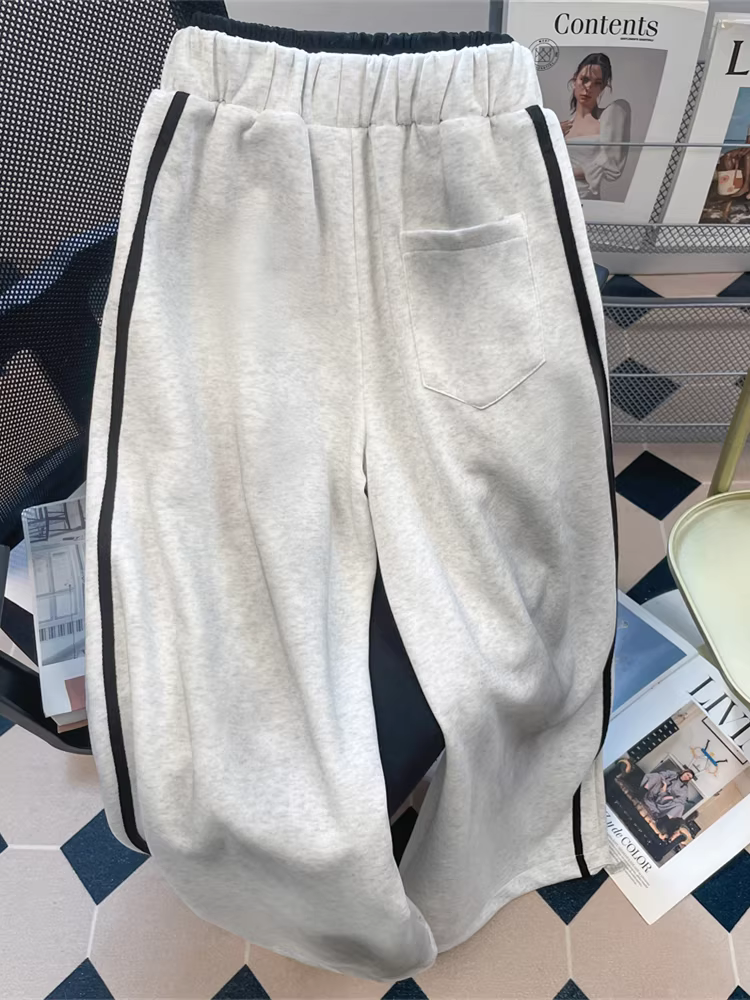 Quần thể thao nữ kiểu Mỹ cổ điển, in chữ, phong cách xù xì, dáng rộng, cạp đôi, dài chấm đất, mùa thu.