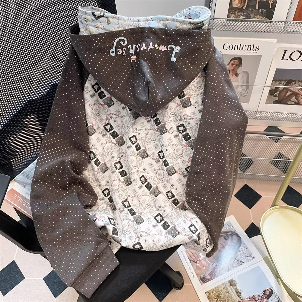 Áo khoác nỉ in họa tiết chấm bi phong cách Nhật Bản dành cho nữ, mùa thu 2025, áo khoác cardigan có mũ đôi độc đáo và siêu phong cách.