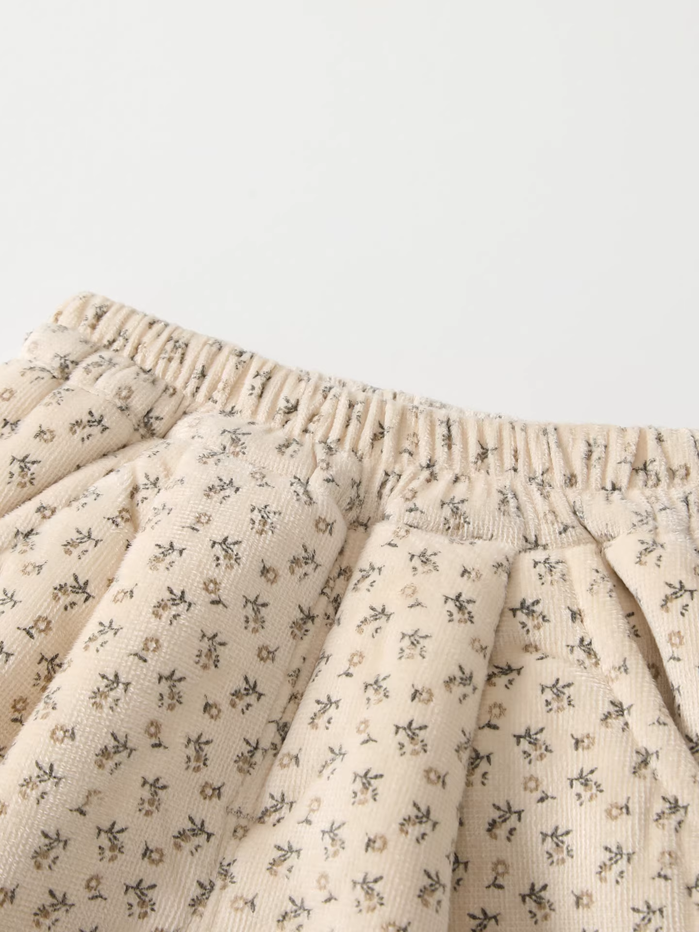 Quần dài mùa đông cho bé gái, kiểu dáng thời trang, chất liệu lông cừu, quần dài mặc ngoài, quần thể thao đa năng, thoải mái cho mùa đông