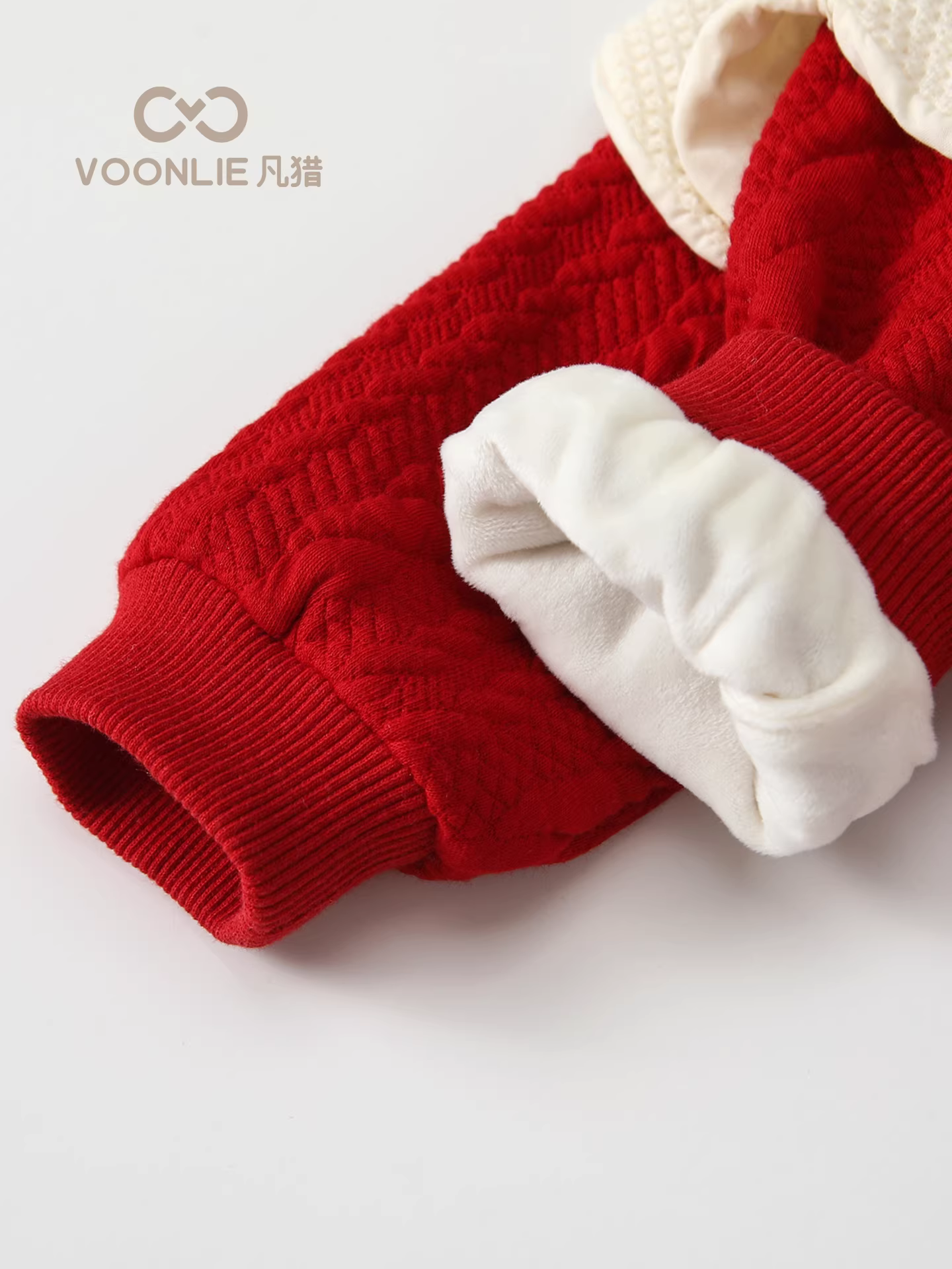 Quần áo trẻ em mùa đông trang phục bé gái sơ sinh công chúa lót lông cừu ấm áp áo liền quần đầy tháng sinh nhật váy áo liền quần mùa đông