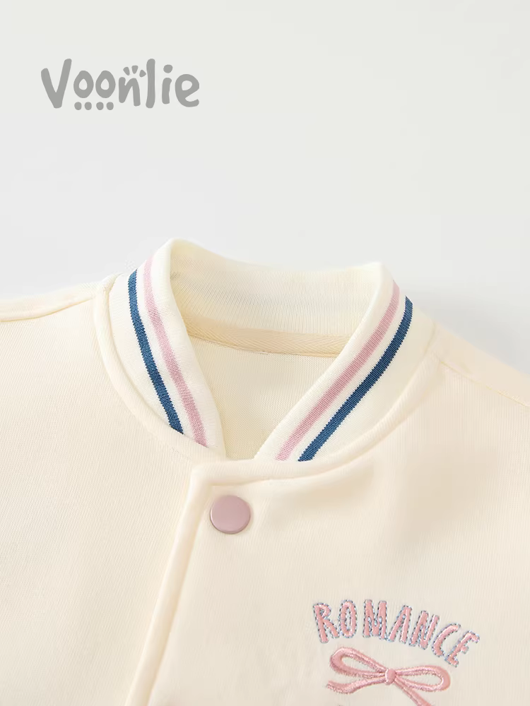 Áo khoác bóng chày bé gái trang phục mùa thu 2025 kiểu dáng mới thời trang quần áo trẻ em áo đa năng cho bé gái mùa xuân và mùa thu