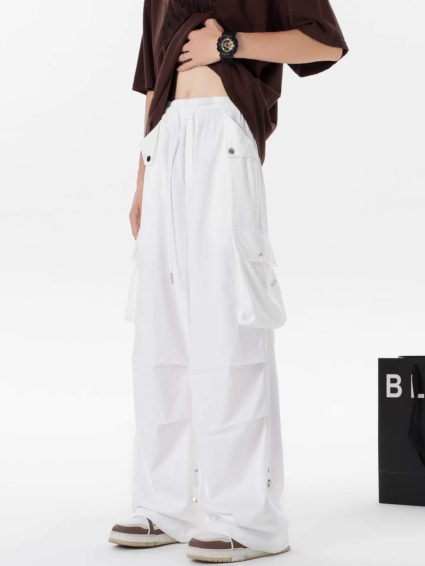 Wukong có sẵn quần cargo ống thẳng nhiều túi phong cách retro Mỹ thời thượng dành cho nam và nữ, quần dài ống rộng đa năng phong cách đường phố.