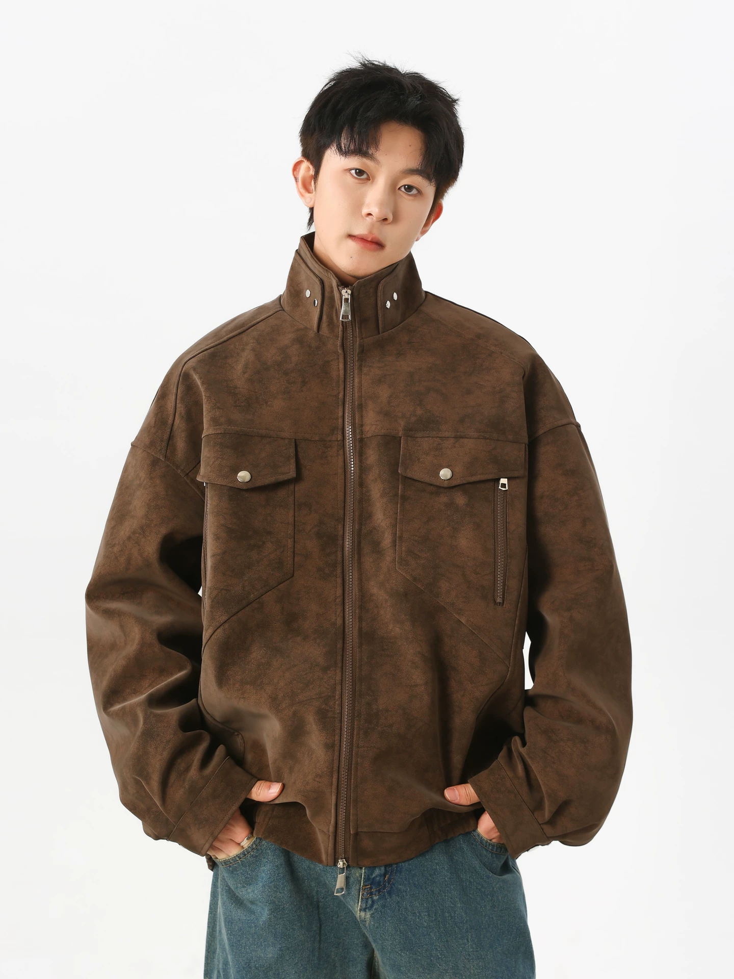 Wukong có sẵn áo khoác biker cổ đứng thời thượng phong cách đường phố dành cho nam và nữ, áo khoác và áo da nhuộm tie-dye theo phong cách retro Mỹ.