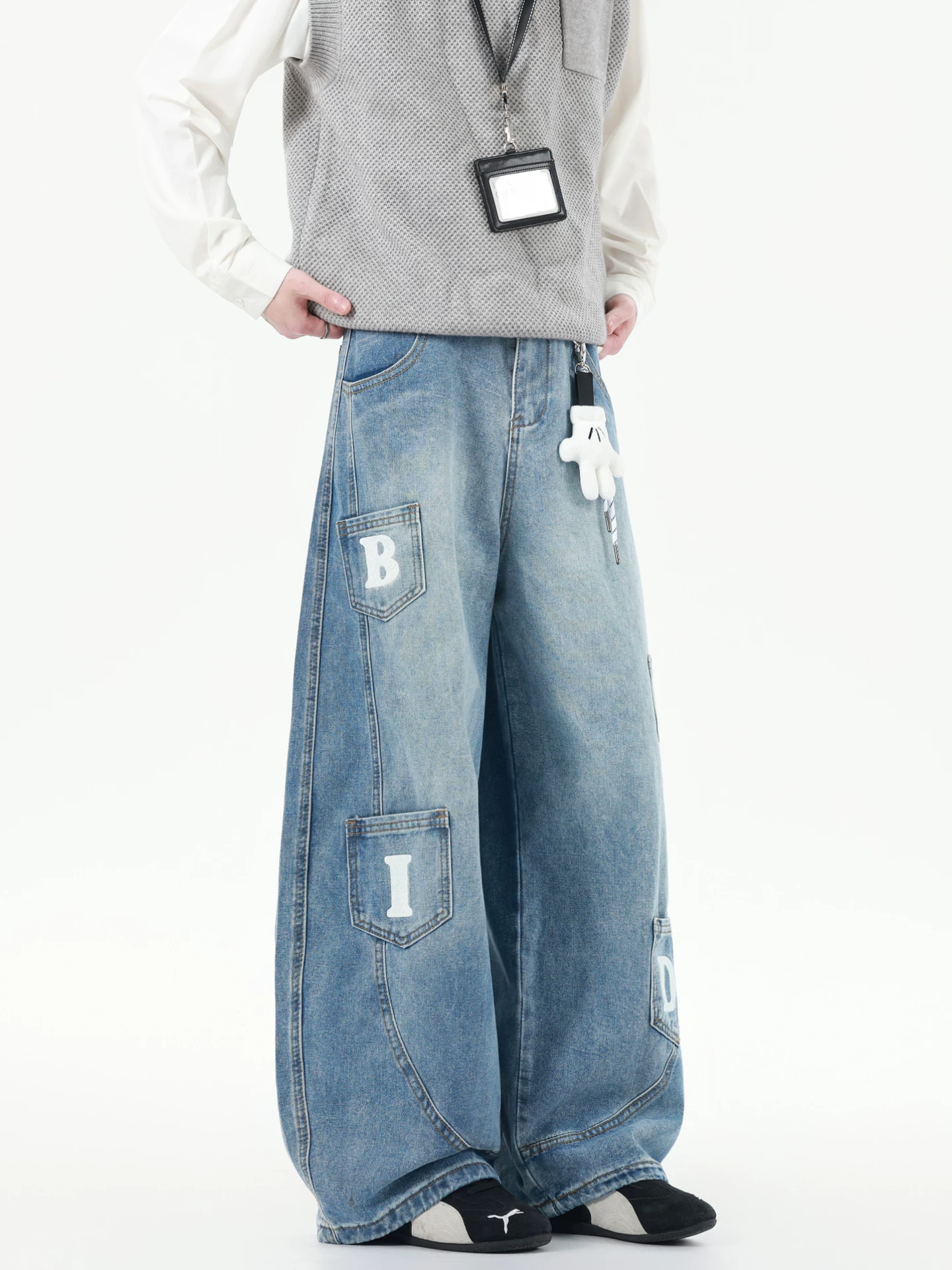 Wukong có sẵn quần jeans kiểu Mỹ thời thượng nhiều túi, thiết kế phá cách dành cho nam và nữ, quần ống rộng dáng lửng đa năng phong cách cổ điển.