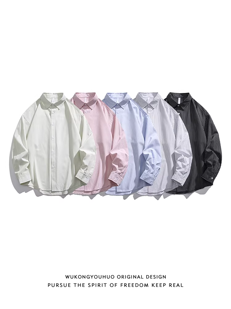 Wukong có sẵn áo sơ mi dài tay sọc dọc cổ điển mùa xuân dành cho nam và nữ, áo sơ mi cặp đôi dáng rộng phong cách Nhật Bản thời thượng.