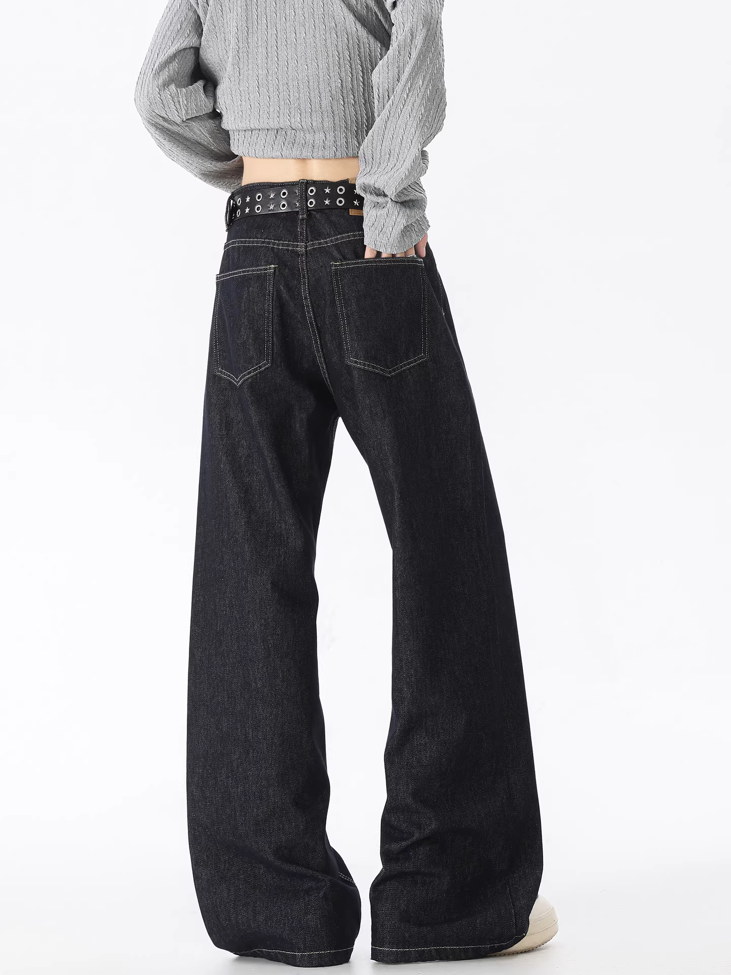 Ngộ Không có sẵn quần jean nam ống thẳng chất liệu denim thô kiểu Mỹ thời thượng, dáng rộng cổ điển, vừa vặn, quần dài đa năng.