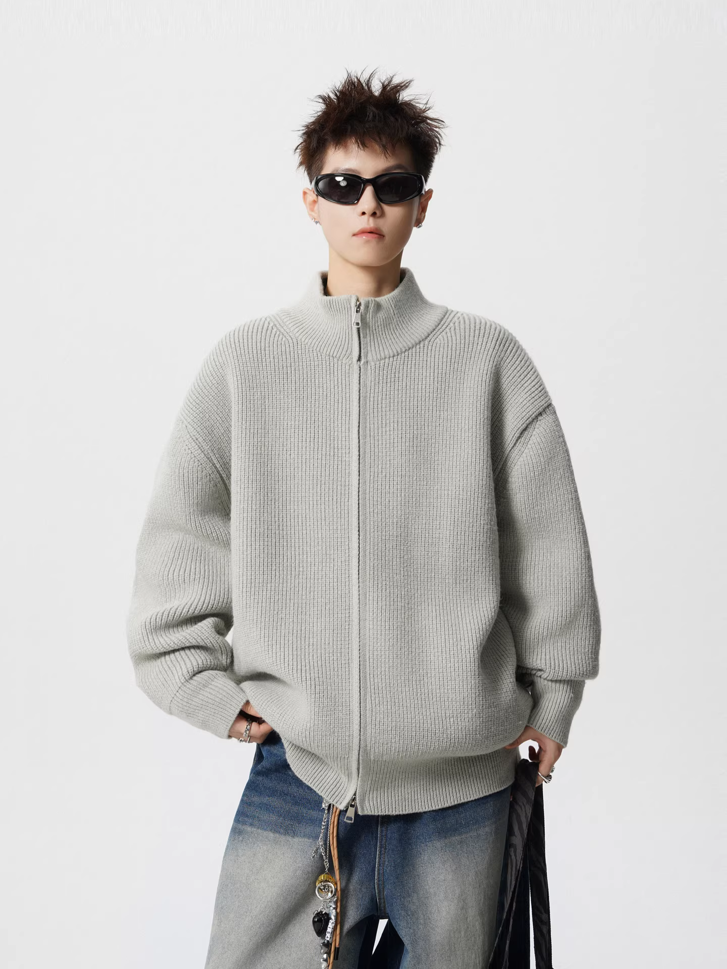 Wukong có sẵn áo khoác cardigan dày dặn, cổ đứng, kiểu dáng thời thượng dành cho nam, phong cách retro Mỹ, dáng rộng, đa năng, chất liệu dệt kim, thích hợp cho cả nam và nữ.