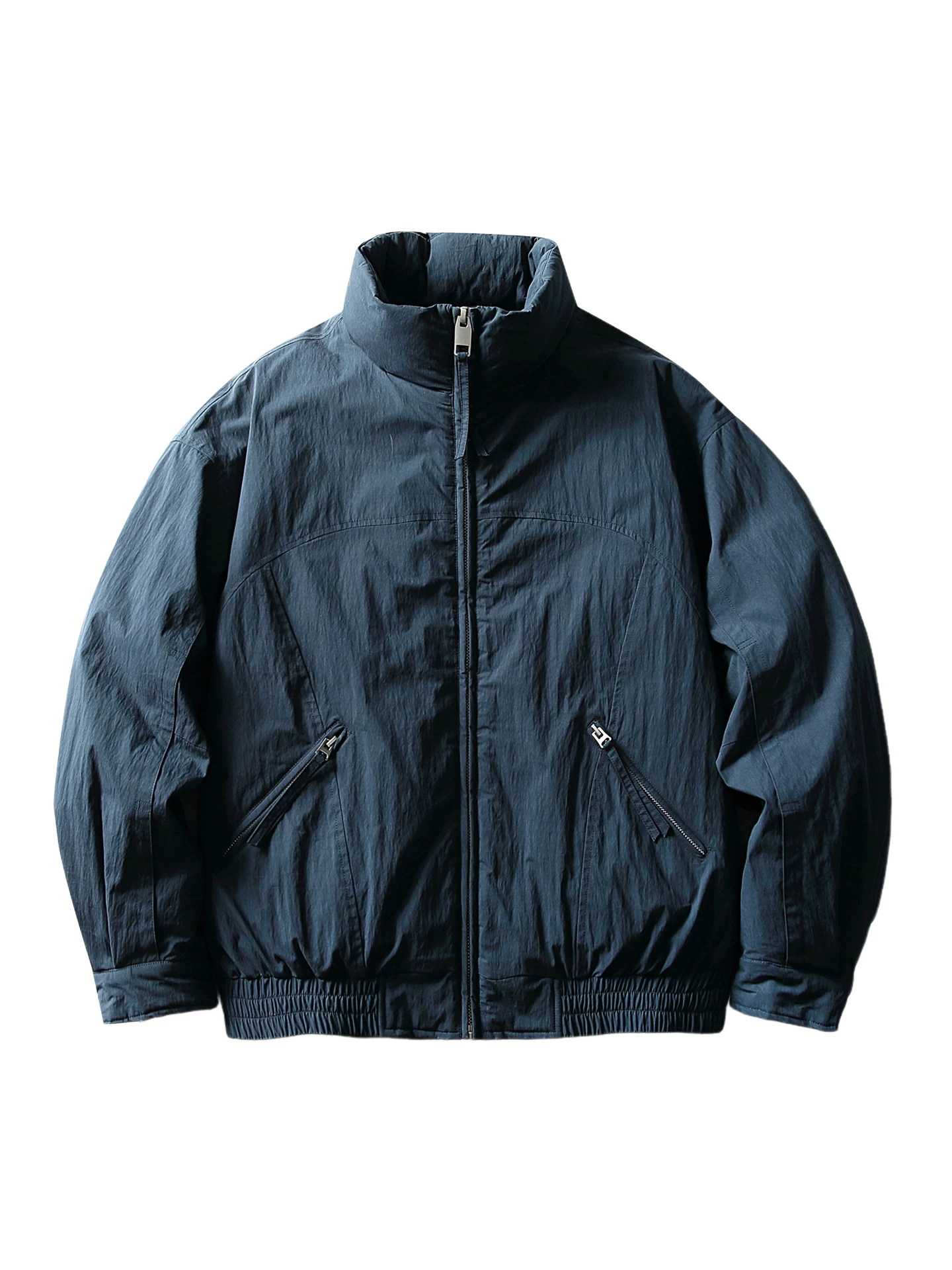 Wukong có sẵn áo khoác phao nam cổ đứng phối vải kiểu dáng phá cách, chất liệu 90% lông vũ, kiểu dáng cổ điển, ấm áp, chống lạnh, thích hợp cho cặp đôi.