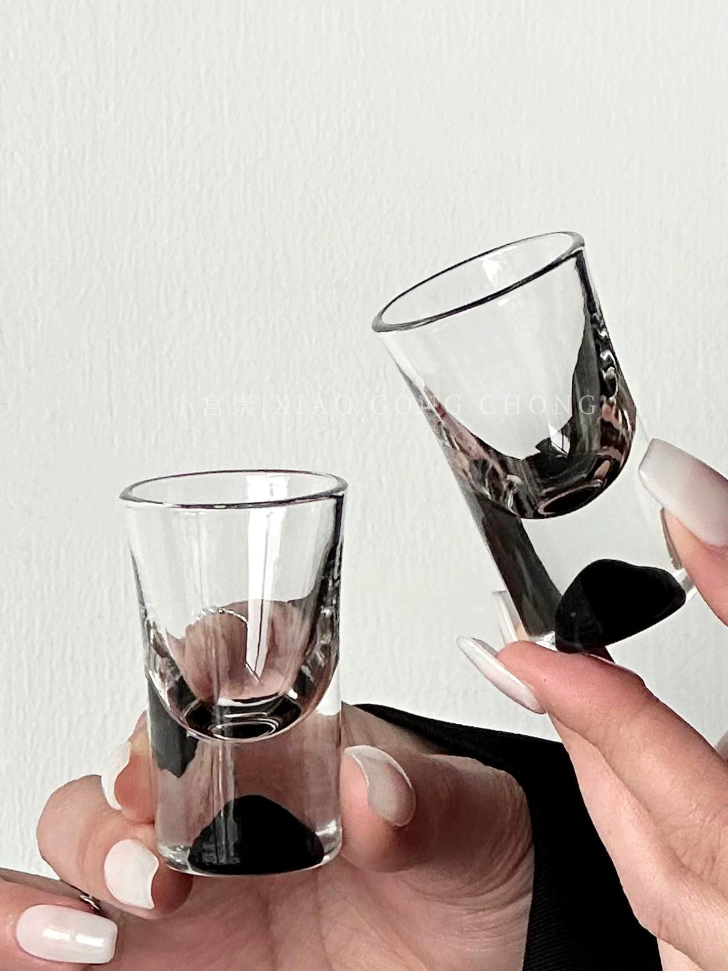Ly rượu vang trắng cao cấp màu đen, ly rượu nhỏ sang trọng dùng trong gia đình, ly rượu shot, ly rượu mạnh, ly rượu sake