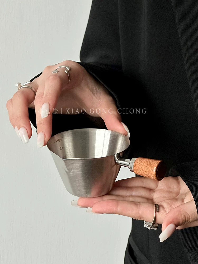 Cốc đong cà phê espresso bằng thép không gỉ có tay cầm bằng gỗ óc chó và cốc chiết xuất có vạch chia nhỏ bình đựng sữa nhỏ 100ml