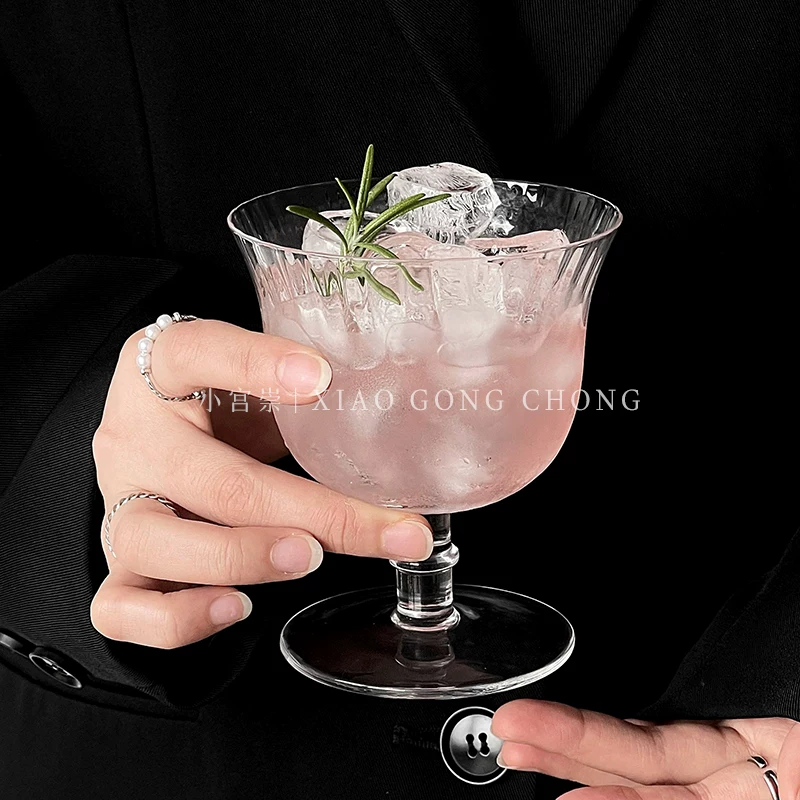 Ly thủy tinh sọc dọc, ly cocktail, ly nước ép, ly uống đồ uống đặc biệt, ly bar, ly nước uống lạnh, ly rượu sâm banh