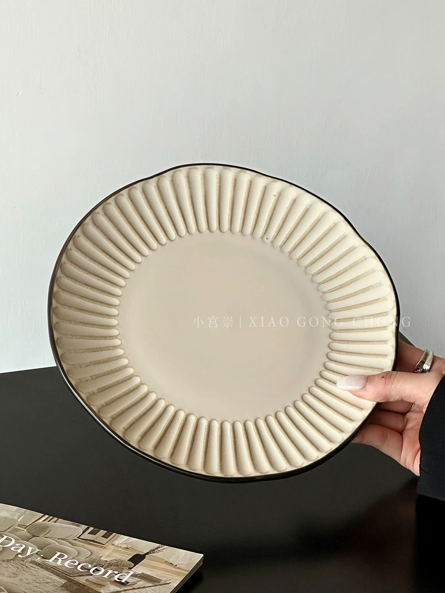 Đĩa gốm sứ bất đối xứng kiểu cổ điển, đĩa kiểu Tây đẹp mắt, đĩa steak, đĩa mì Ý, đĩa salad gia dụng nổi họa tiết, đĩa tráng miệng