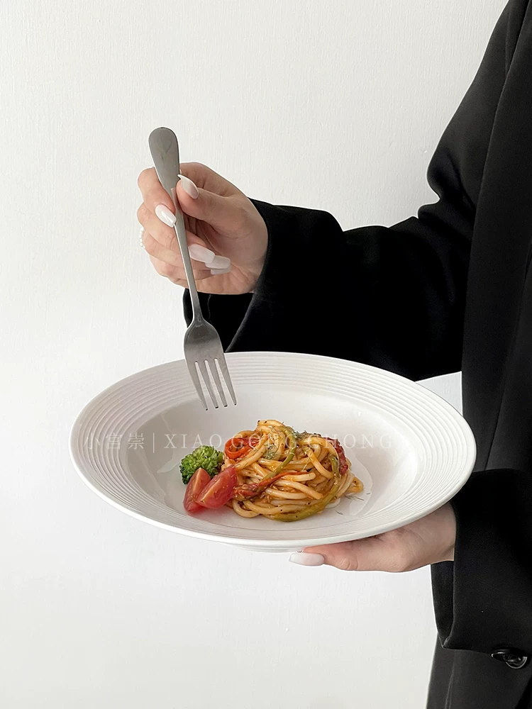Đĩa mũ rơm kiểu INS, đĩa gốm sứ gia dụng dùng cho steak và mì Ý, đĩa salad trái cây cao cấp phong cách sang trọng nhẹ nhàng, đĩa tráng miệng.