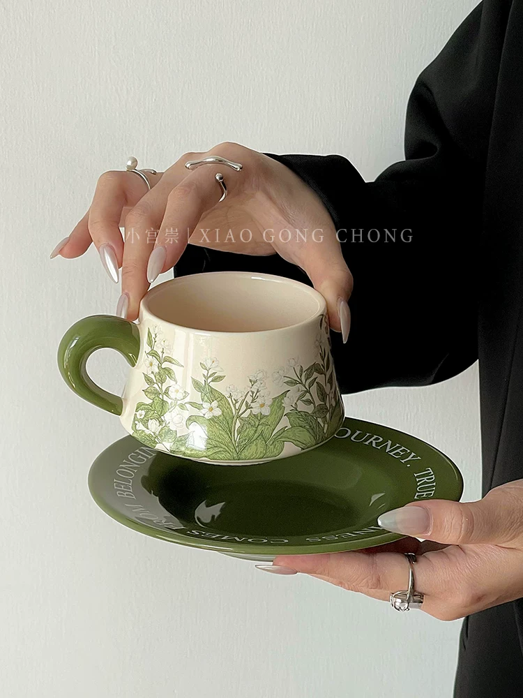 Bộ tách trà và đĩa sứ cao cấp họa tiết hoa huệ tây, phong cách tranh sơn dầu, tách latte, tách trà chiều, hộp quà tặng