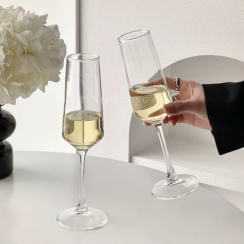 Ly rượu sâm banh cao cấp, ly rượu pha lê Pháp cao, ly rượu vang đỏ cao cấp nhẹ nhàng sang trọng dùng trong gia đình, ly rượu vang có ga