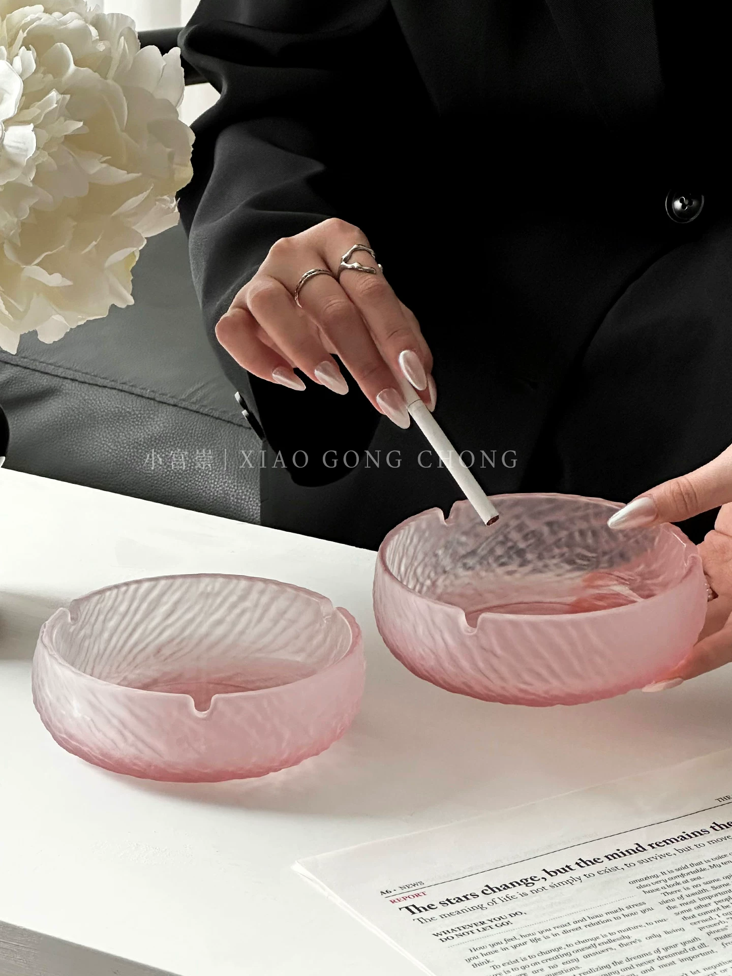 Gạt tàn cao cấp mờ sang trọng, gạt tàn thủy tinh chống tro bay sáng tạo cao cấp, trang trí nhà cửa phong cách cho phòng khách