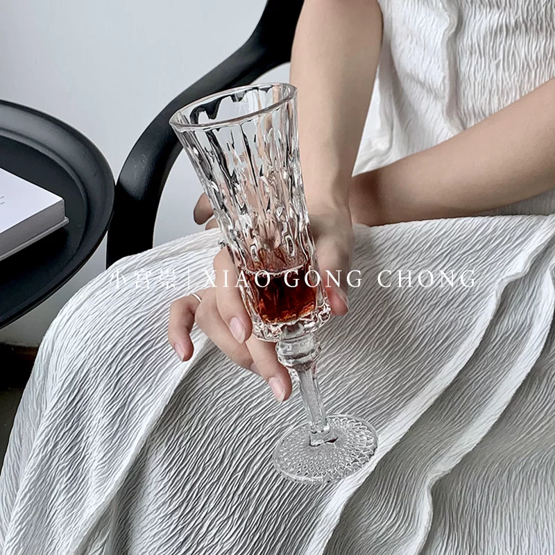 Ly rượu kiểu cổ điển, ly thủy tinh cao cấp, ly sâm panh, ly rượu vang đỏ, ly kiểu Pháp.