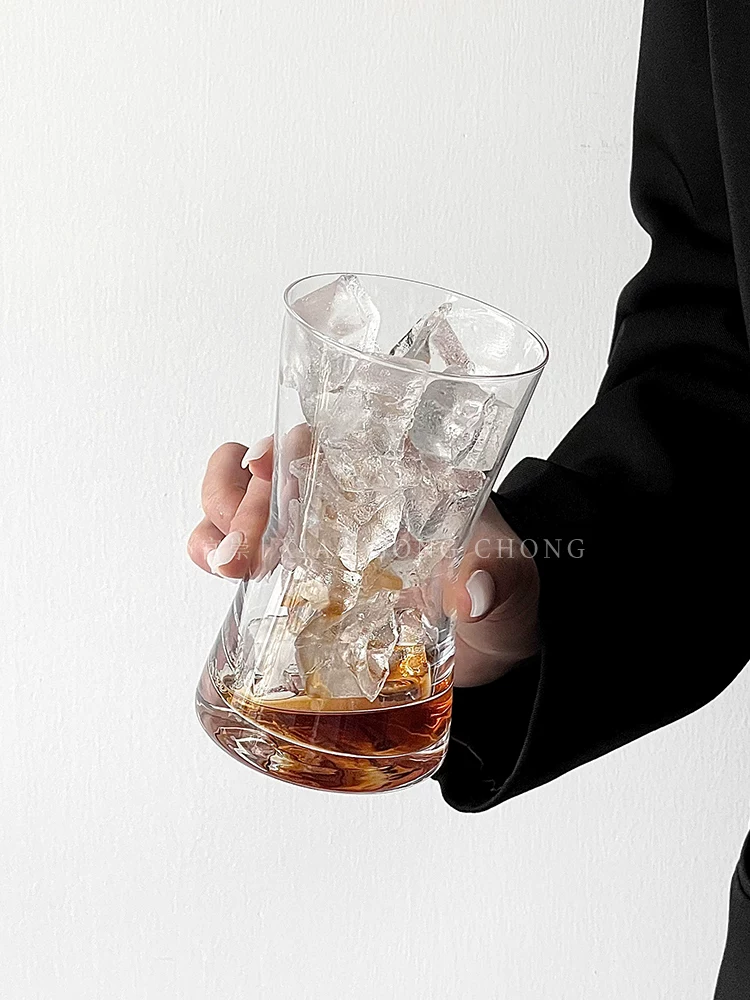 Thiết kế ôm eo sáng tạo, đơn giản và hiện đại, cốc nước ép cá nhân hóa, cốc nước soda pha chế kiểu ins, cốc cà phê latte kiểu Mỹ.