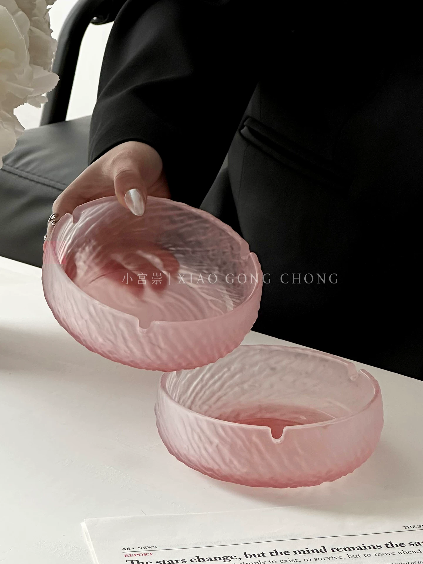 Gạt tàn cao cấp mờ sang trọng, gạt tàn thủy tinh chống tro bay sáng tạo cao cấp, trang trí nhà cửa phong cách cho phòng khách