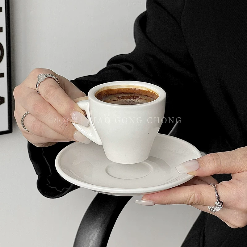 Tách cà phê espresso màu trắng, tách espresso nhỏ, tách cà phê kiểu châu Âu đơn giản, bộ tách và đĩa sứ, 80ml