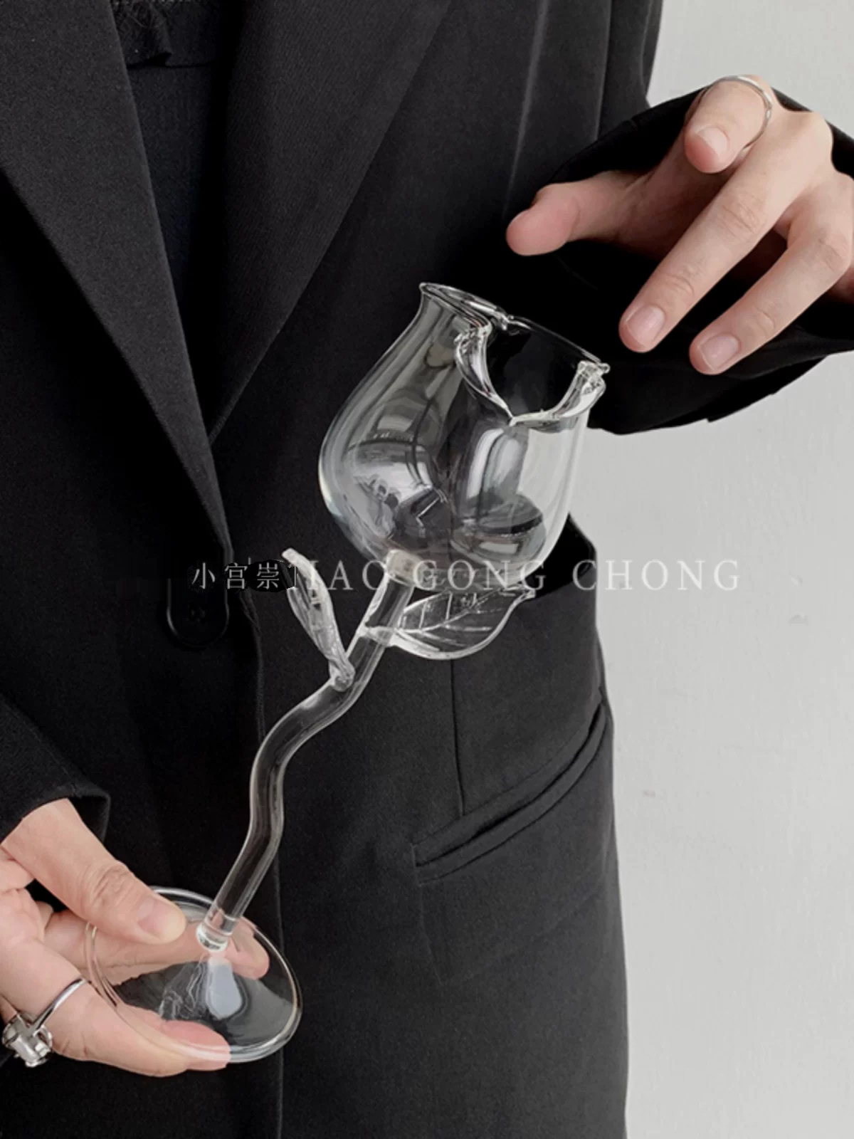 Ly thủy tinh hình hoa hồng phong cách Ins, ly cocktail tạo không khí sáng tạo, ly rượu vang đỏ cao cấp hợp thời trang