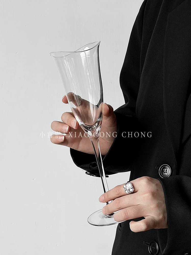 Ly rượu vang đỏ phong cách sang trọng nhẹ nhàng, ly rượu hình kèn dành cho nữ, ly rượu cao cấp, ly sâm banh cao cấp mới dùng trong gia đình
