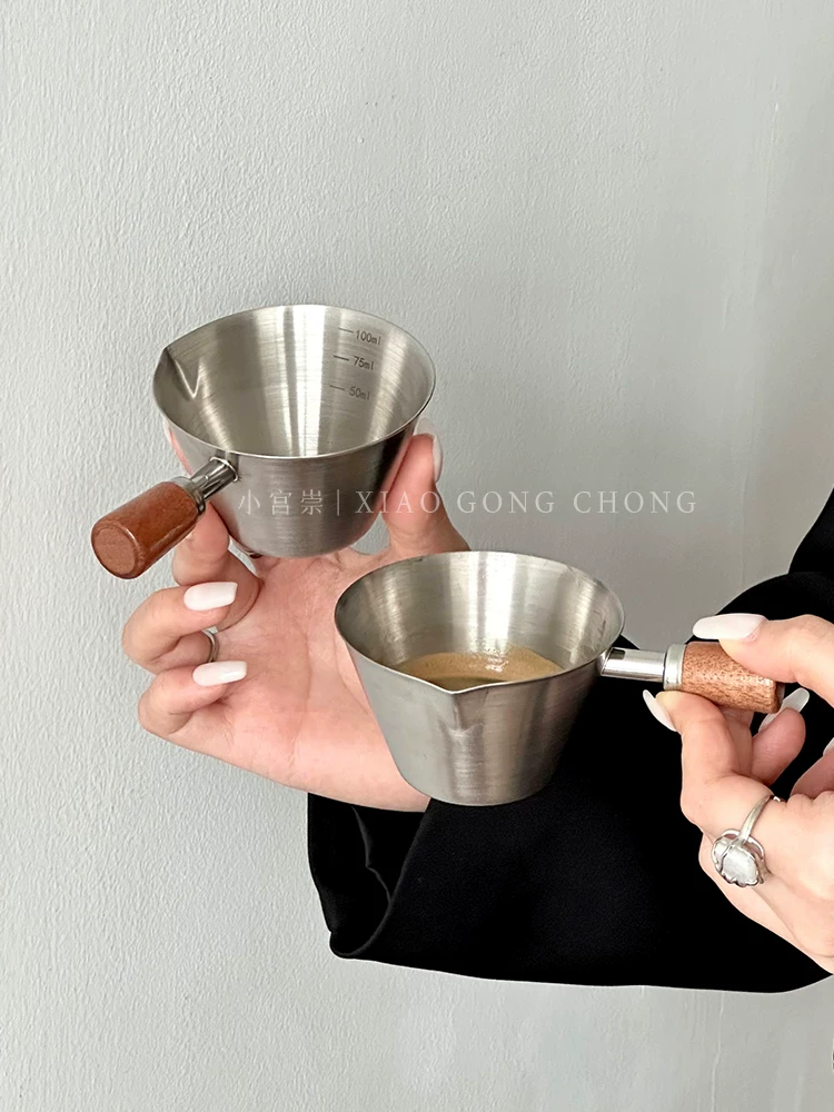 Cốc đong cà phê espresso bằng thép không gỉ có tay cầm bằng gỗ óc chó và cốc chiết xuất có vạch chia nhỏ bình đựng sữa nhỏ 100ml