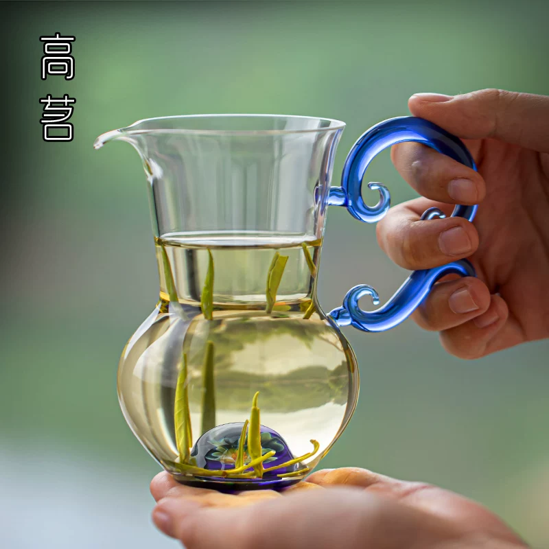 Bộ ấm chén pha trà cao cấp mẫu mới 2025 dành cho nữ, chất liệu dày dặn, chịu nhiệt cao, đẹp và tinh tế.