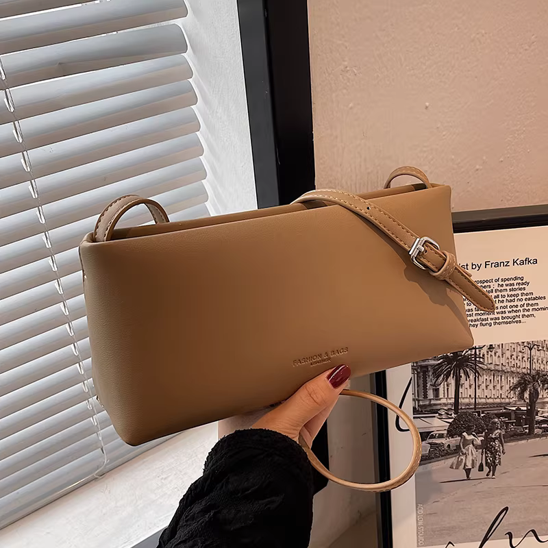 Túi xách nữ cao cấp 2025 mẫu mới thu đông, túi đeo chéo, thiết kế độc đáo, túi đeo vai, túi baguette