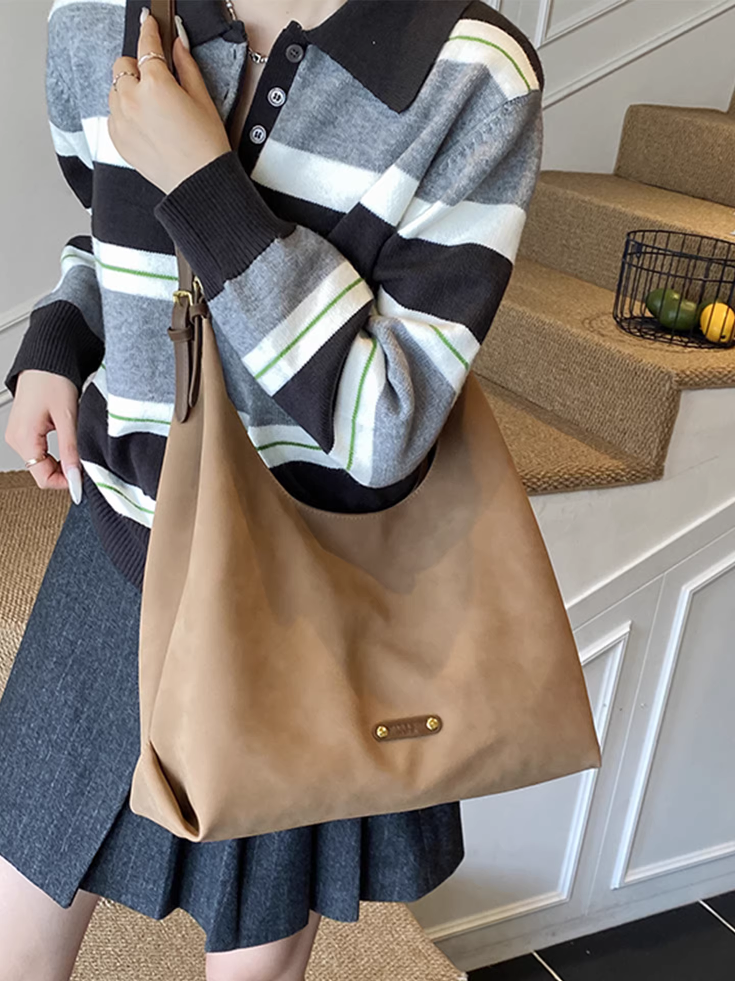 Túi đeo chéo nữ phong cách retro, dung tích lớn, mẫu mới hè 2025, túi đeo vai/túi tote đi làm