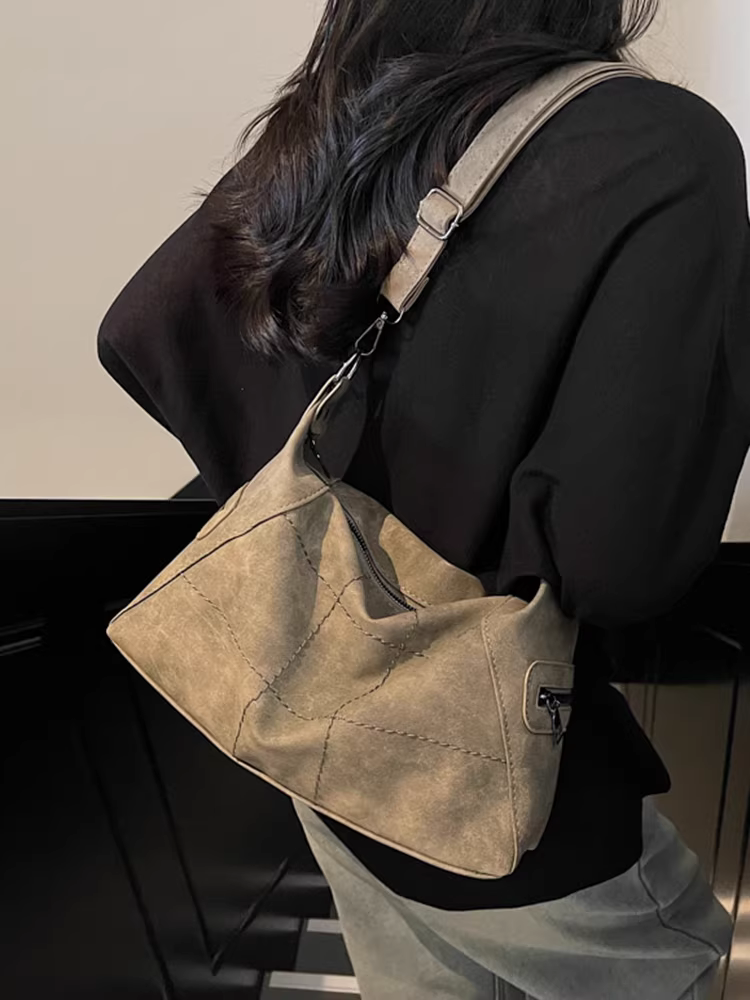Túi đeo chéo nữ retro mờ, dung tích lớn, mẫu mới xuân hè 2025, phong cách thường ngày, thời trang, thích hợp đi làm và đi chơi.