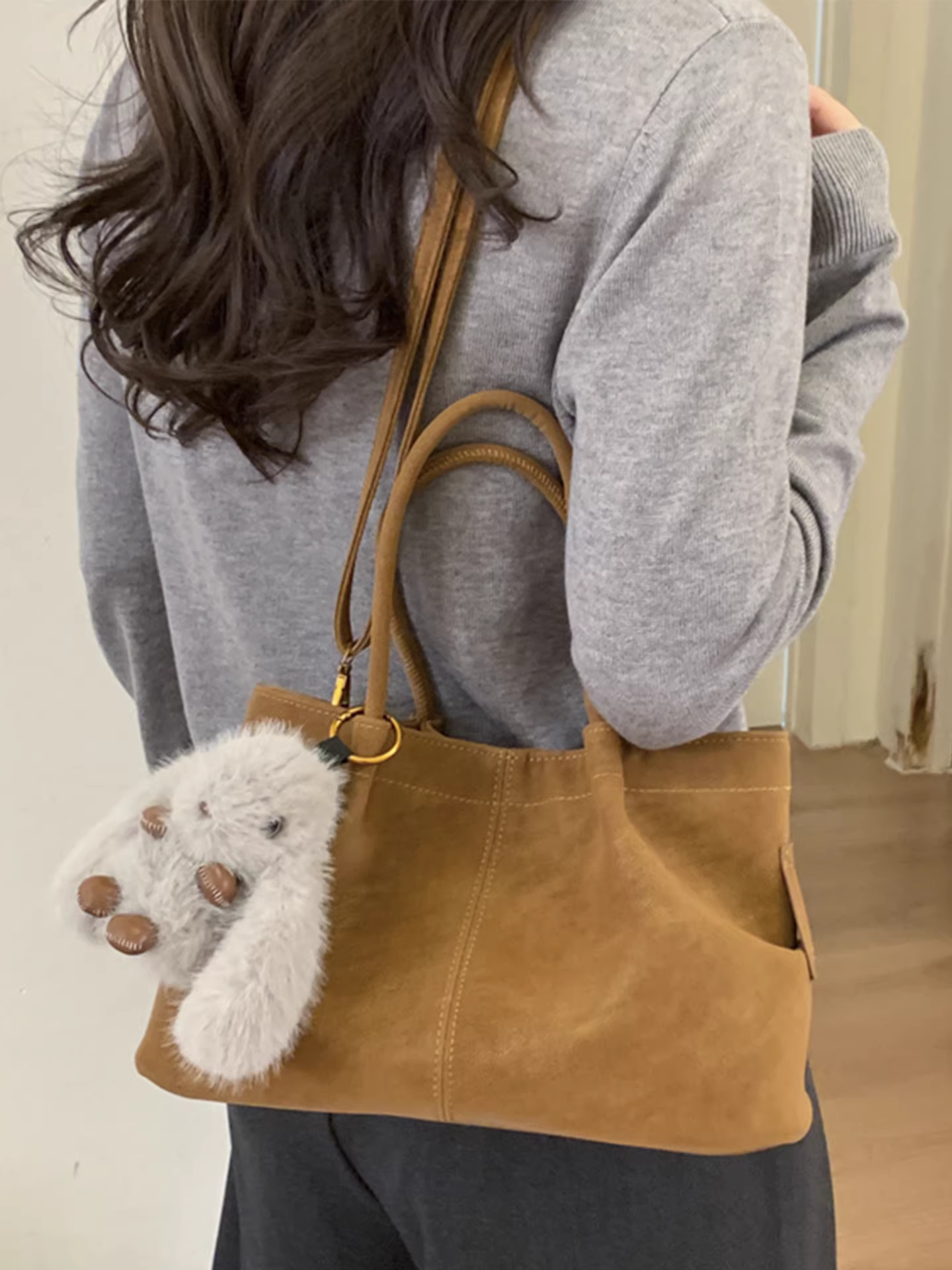 Túi đeo chéo nữ retro, dung tích lớn, mẫu mới thu đông 2025, chất liệu có vân, đeo vai đơn giản, thích hợp cho học sinh, sinh viên, đi học, đi chơi