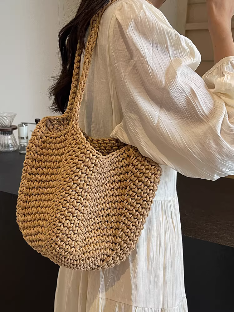 Túi cói đan tay dành cho nữ, dung tích lớn, mẫu mới hè 2025, túi đeo vai kiểu xô, túi đi biển