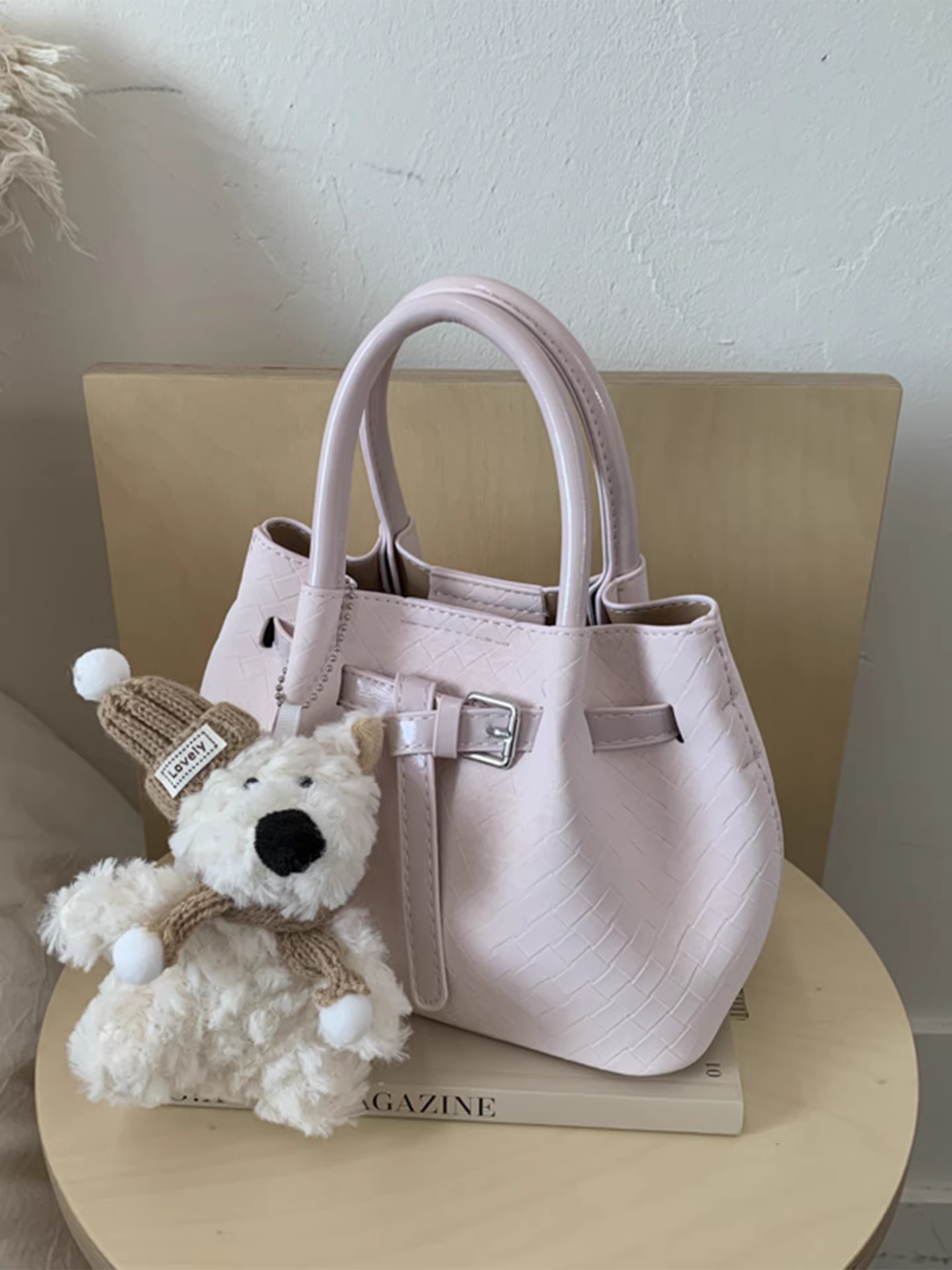 Túi đeo chéo nữ thiết kế độc đáo phong cách retro mùa thu đông 2025, túi đeo vai thời trang phổ biến kiểu xếp ly