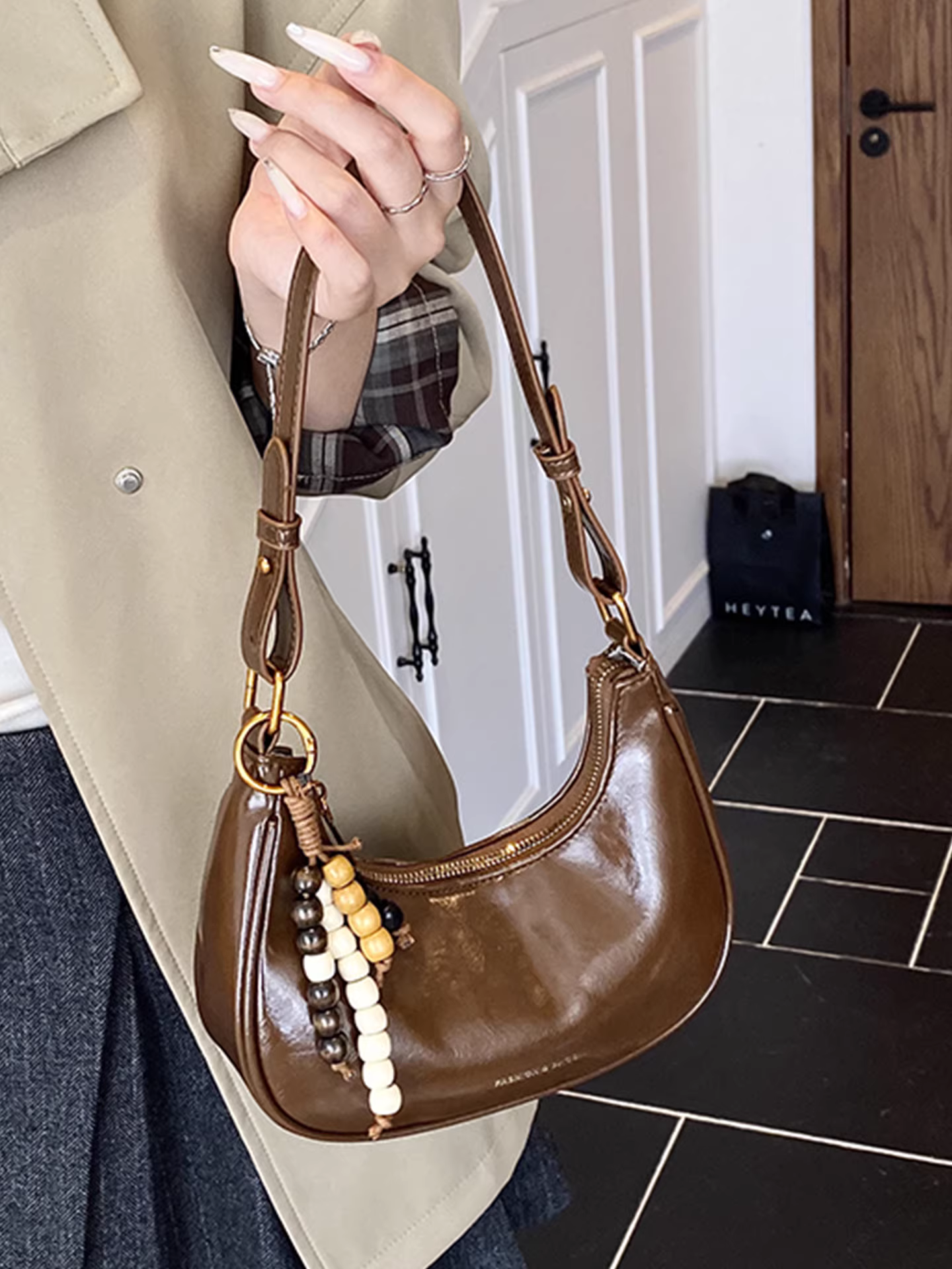 Túi xách cao cấp dành cho nữ, mẫu mới mùa hè 2025, phong cách retro, túi đeo chéo, kiểu Hàn Quốc, túi đeo vai/nách hình bánh bao.