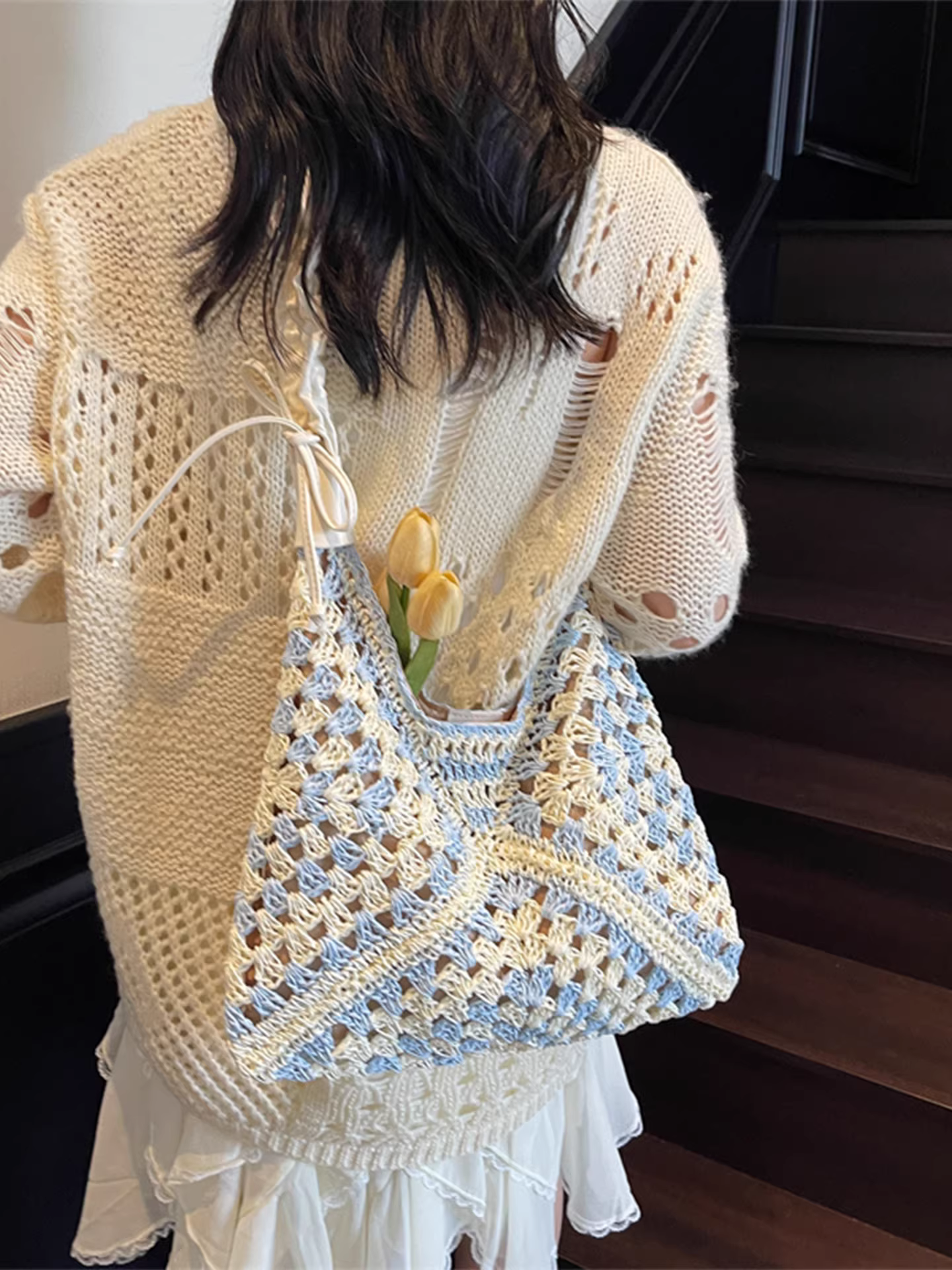 Túi đan lỗ lớn dành cho nữ, kiểu mới hè 2025, đeo chéo một bên vai, túi cói dệt, túi đi biển.