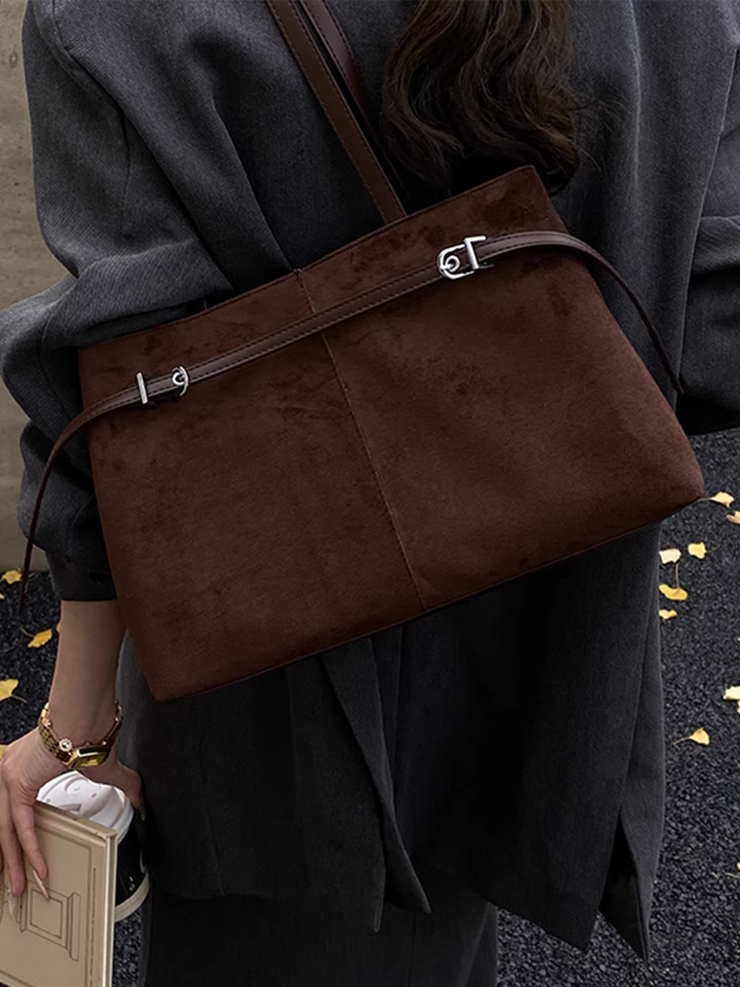 Túi đeo chéo nữ da lộn đa năng, dung tích lớn, mẫu mới thu đông 2025, thích hợp cho sinh viên, đi học, đi làm