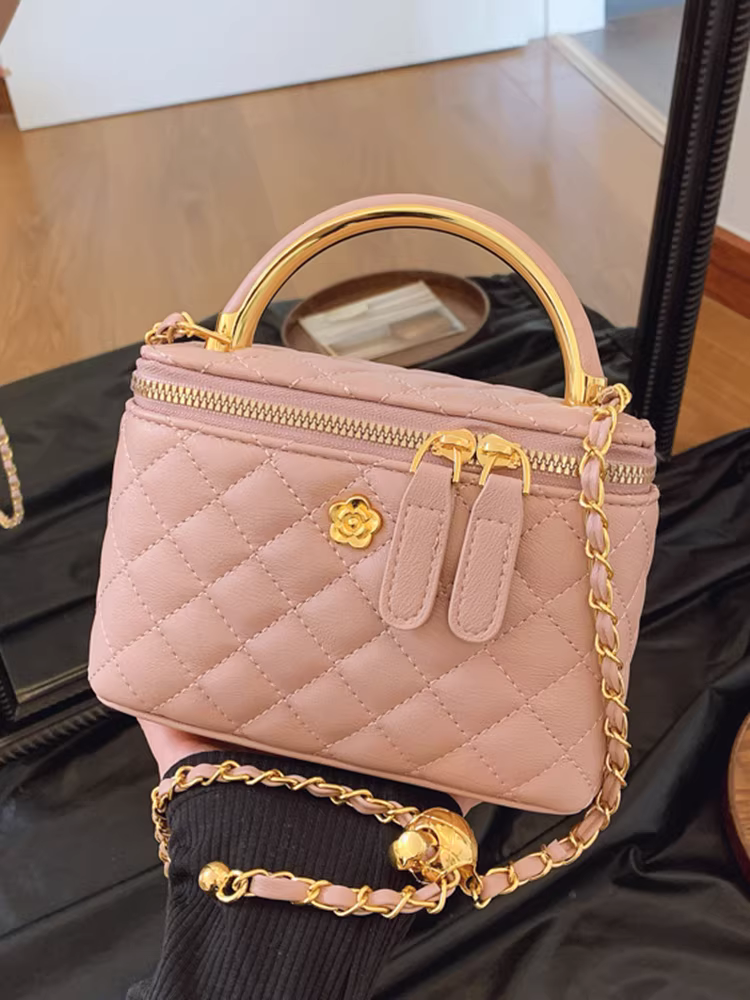 Túi đeo chéo nữ họa tiết kim cương, thiết kế độc đáo mùa xuân/hè 2025, túi đeo vai/chéo, túi đựng mỹ phẩm cao cấp.