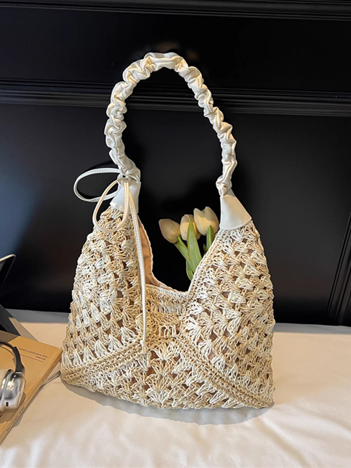 Túi đan lỗ lớn dành cho nữ, kiểu mới hè 2025, đeo chéo một bên vai, túi cói dệt, túi đi biển.