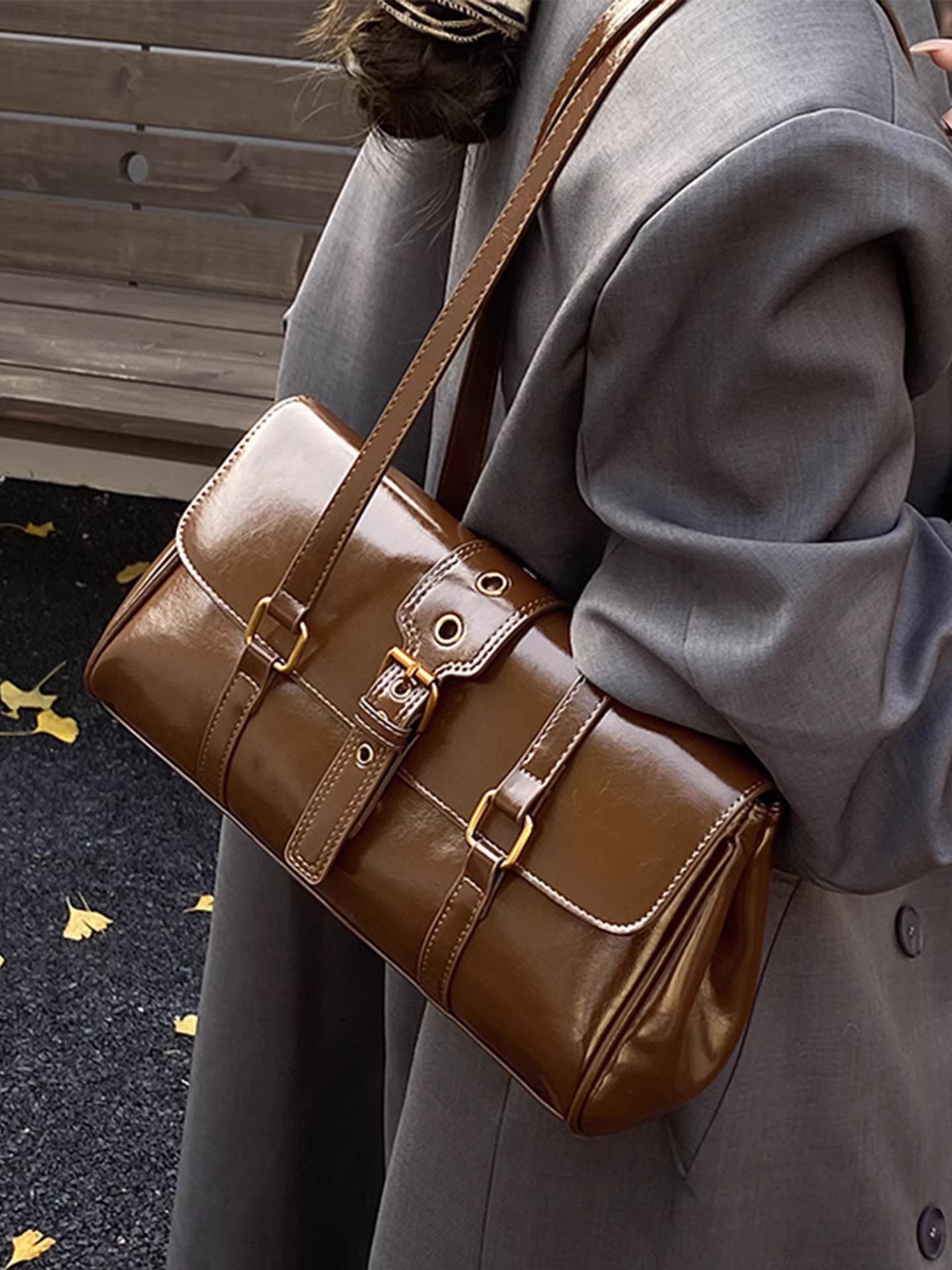 Túi xách nữ cỡ lớn, phong cách retro thu đông 2025, túi đeo vai/nách thời trang, chất liệu cao cấp, kiểu dáng túi gối tiện dụng đi làm