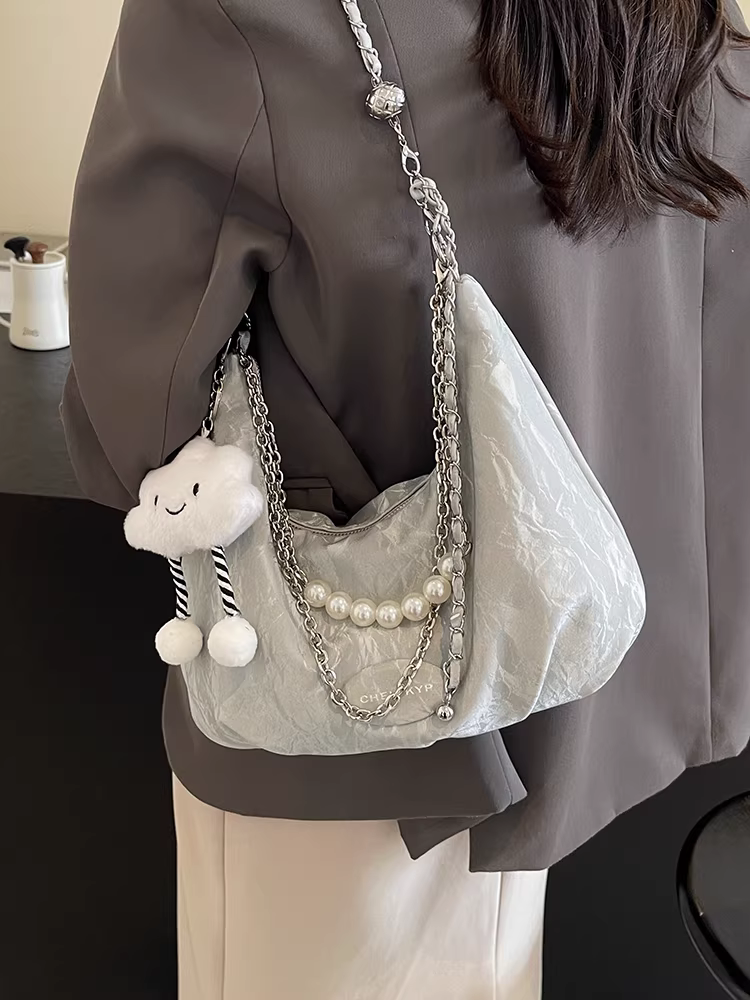 Túi xách nữ cỡ lớn 2025 thiết kế độc đáo thu đông, đeo chéo, đeo vai, đa năng, cao cấp, kiểu đeo nách