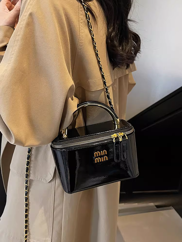 Túi xách nhỏ siêu hot dành cho nữ, phong cách retro thu đông 2025, túi đeo chéo đa năng, chất liệu cao cấp, kiểu dáng hộp.