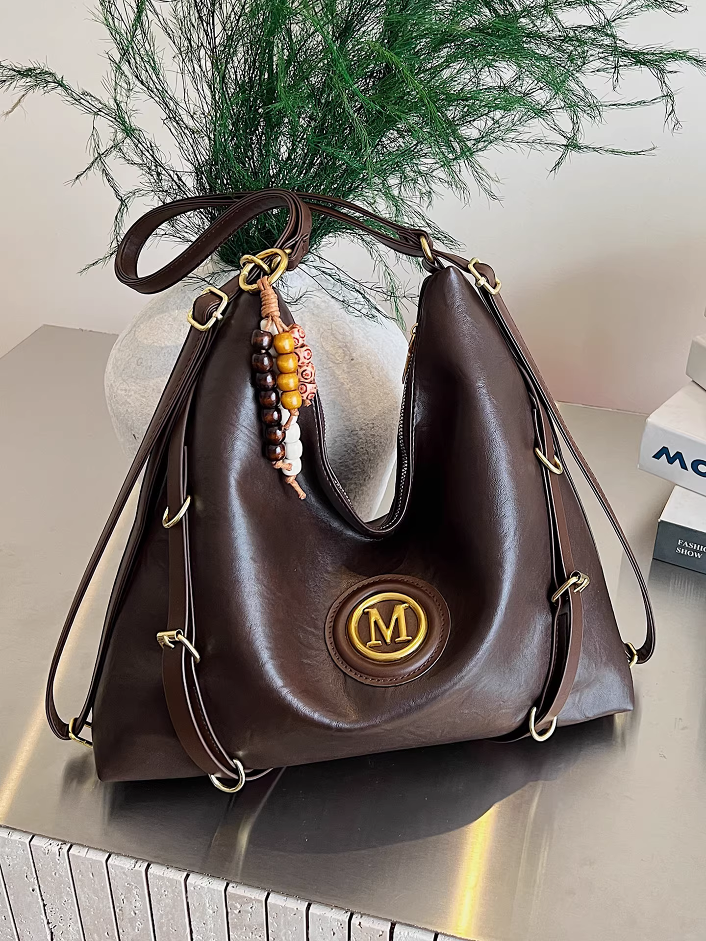 Túi đeo chéo nữ retro, dung tích lớn, mẫu mới thu đông 2025, kiểu dáng giản dị, đa năng, có thể dùng làm balo